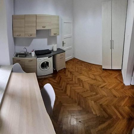 Nocleg W Centrum Czestochowy Nmp32 Częstochowa Extérieur photo
