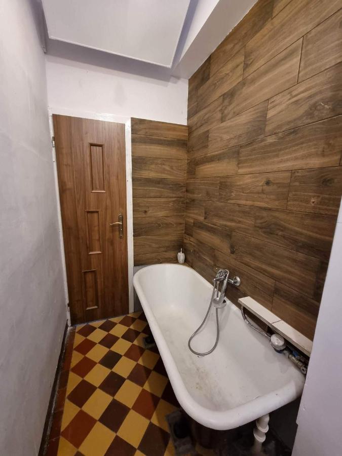 Nocleg W Centrum Czestochowy Nmp32 Częstochowa Extérieur photo