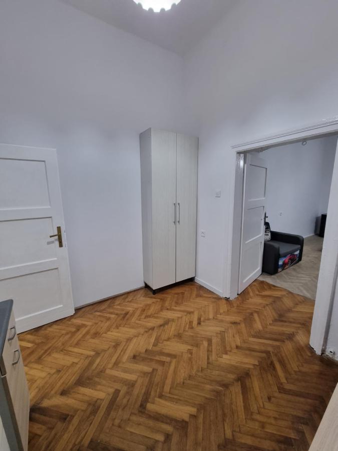 Nocleg W Centrum Czestochowy Nmp32 Częstochowa Extérieur photo